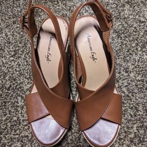 American eagle by Payless | woman’s brown sandals | size 7.5